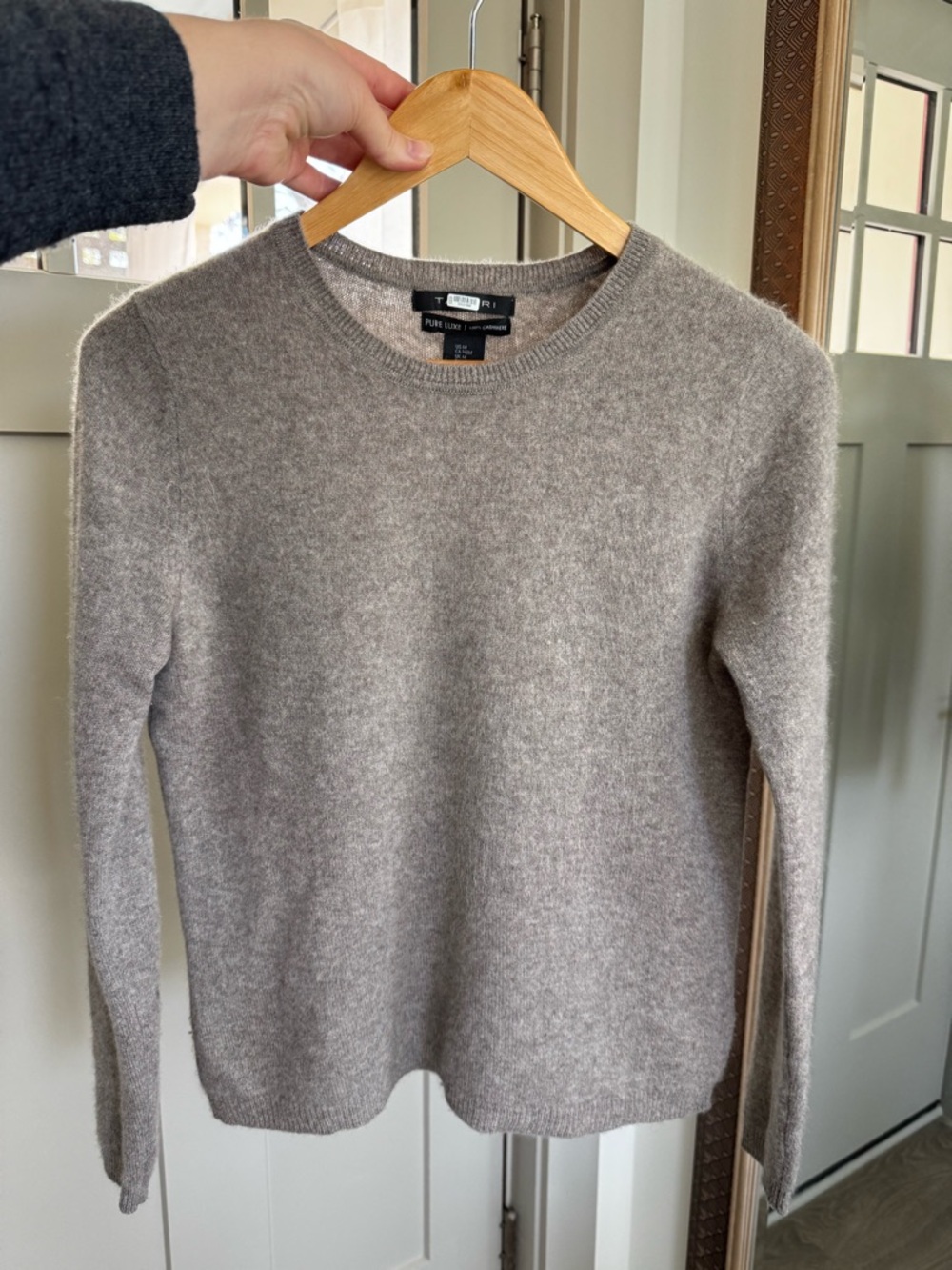 Tahari Mink Taupe Crewneck Cashmere Sweater